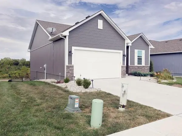 4013 NW Sol Drive, Blue Springs, MO 64014 - Image #2