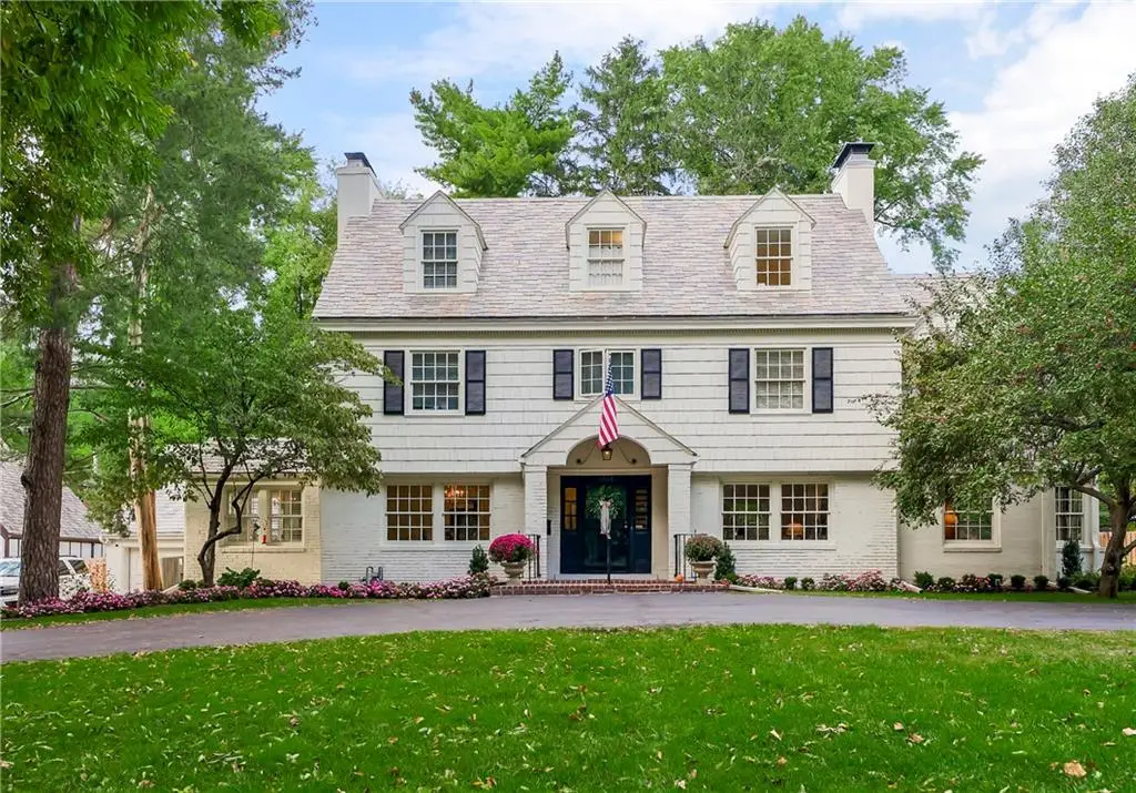 1208 W 57th Terrace, Kansas City, MO 64113 - Image #1