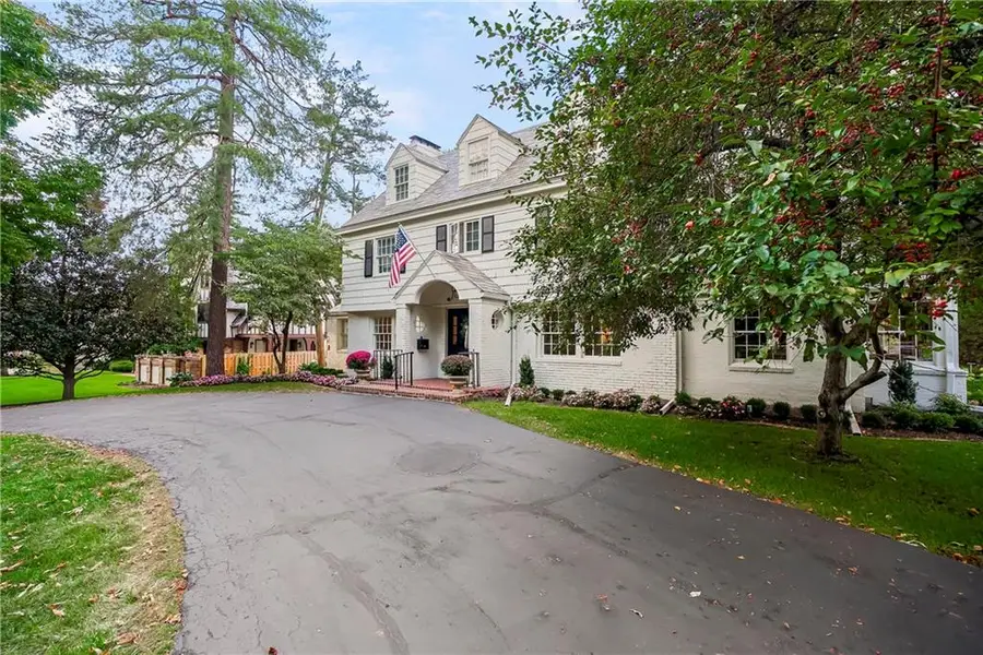 1208 W 57th Terrace, Kansas City, MO 64113 - Image #3