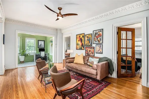 311 E Emanuel Cleaver Ii Boulevard #301, Kansas City, MO 64112