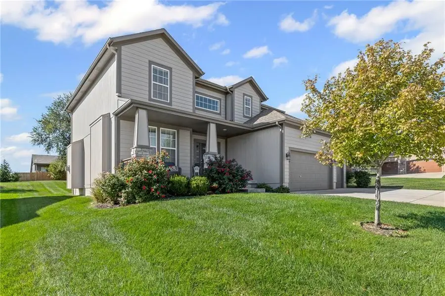 3414 N 128th Terrace, Kansas City, KS 66109 - #2