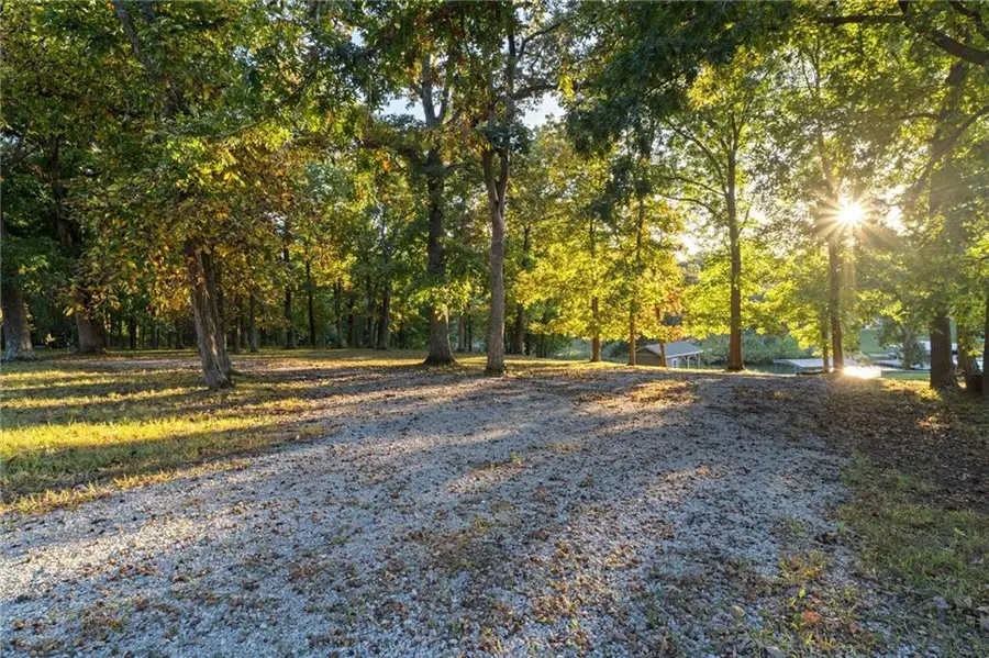 247 Lake Viking Terrace, Gallatin, MO 64640 - Image #2