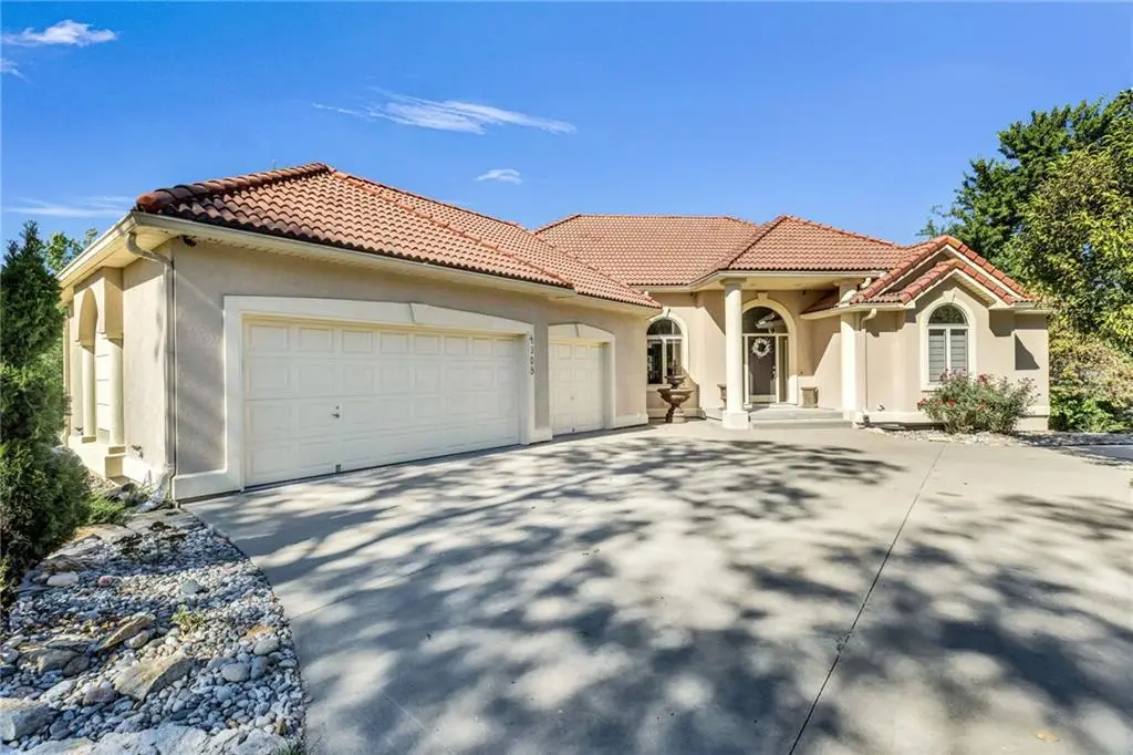 4305 Willow Place Court, Blue Springs, MO 64014 - Image #1