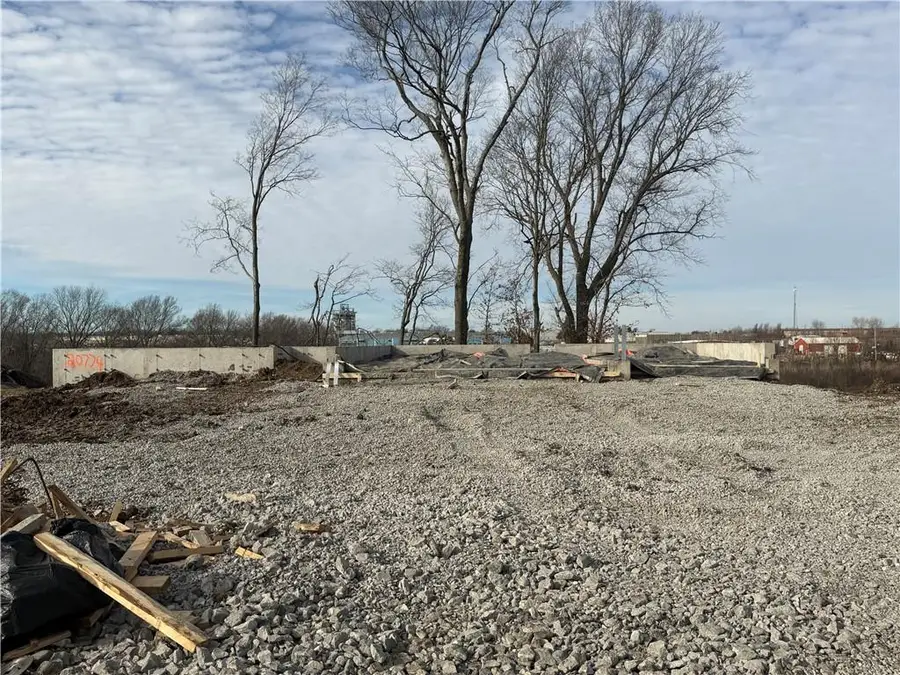 20774 Emerald Street, Spring Hill, KS 66083 - Image #2