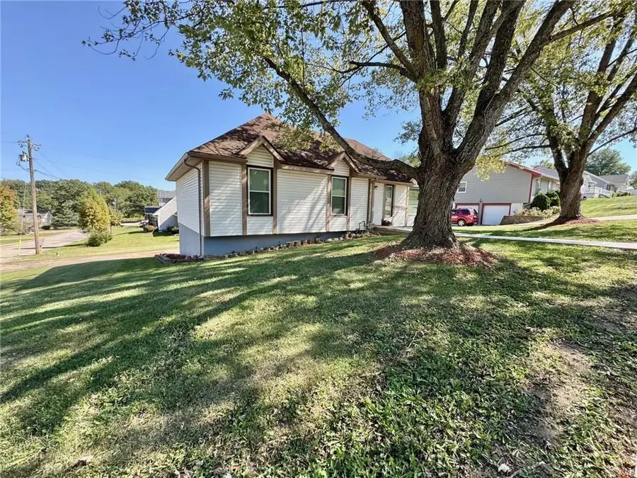 900 Summit Road, Knob Noster, MO 65336 - Image #2