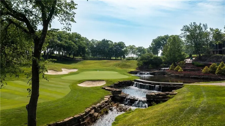 608 St James Court, Loch Lloyd, MO 64012 - Image #2