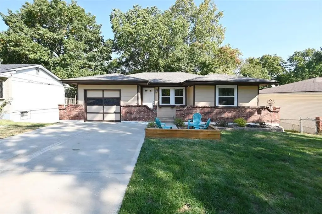 5871 N Oakley Avenue, Kansas City, MO 64119 - Image #1