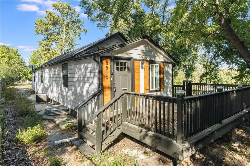 8810 Smart Avenue, Independence, MO 64053 - Image #1