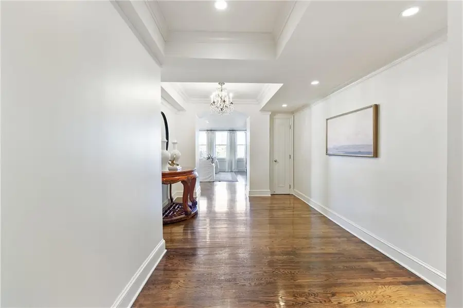 229 Ward Parkway #301B and 302B, Kansas City, MO 64112 - Image #3