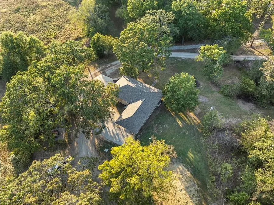 14410 E Rebel Road, Nevada, MO 64772 - Image #3