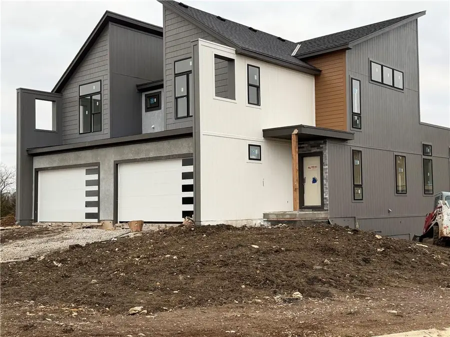 9310 Freedom Street, Lenexa, KS 66227 - Image #2