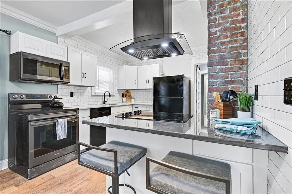 5043 Michigan Avenue, Kansas City, MO 64130 - Image #1