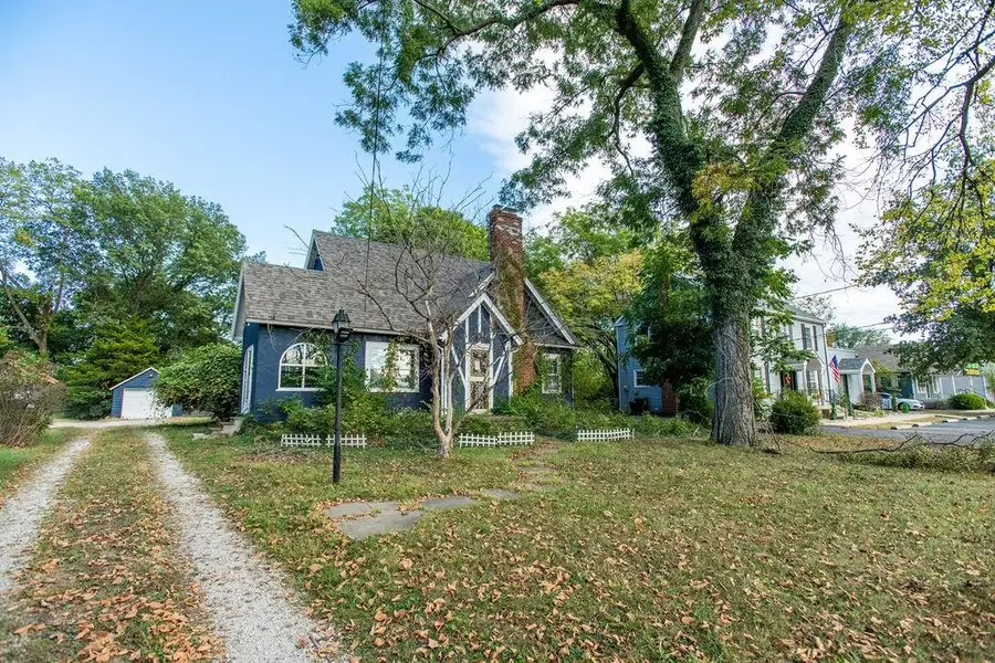 813 S Maguire Street, Warrensburg, MO 64093 - Image #2