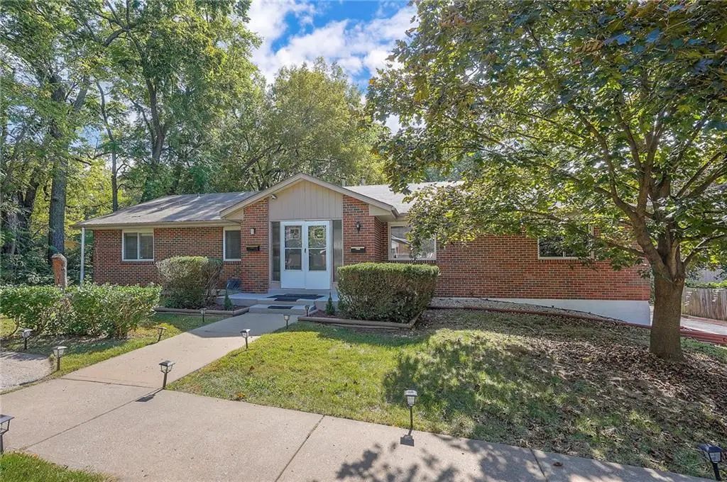 7909 Grandview Street, Overland Park, KS 66204 - #1