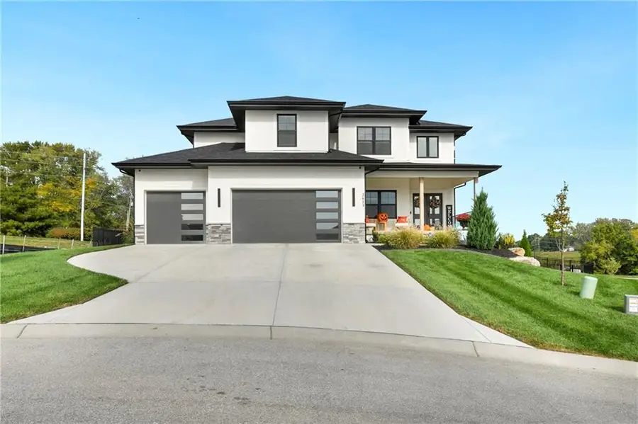 2613 NE Amanda Lane, Blue Springs, MO 64029 - Image #2