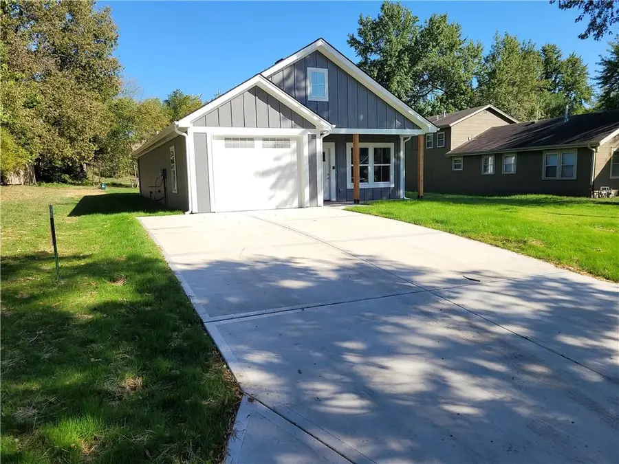 1715 S Hardy Avenue, Independence, MO 64052 - Image #2