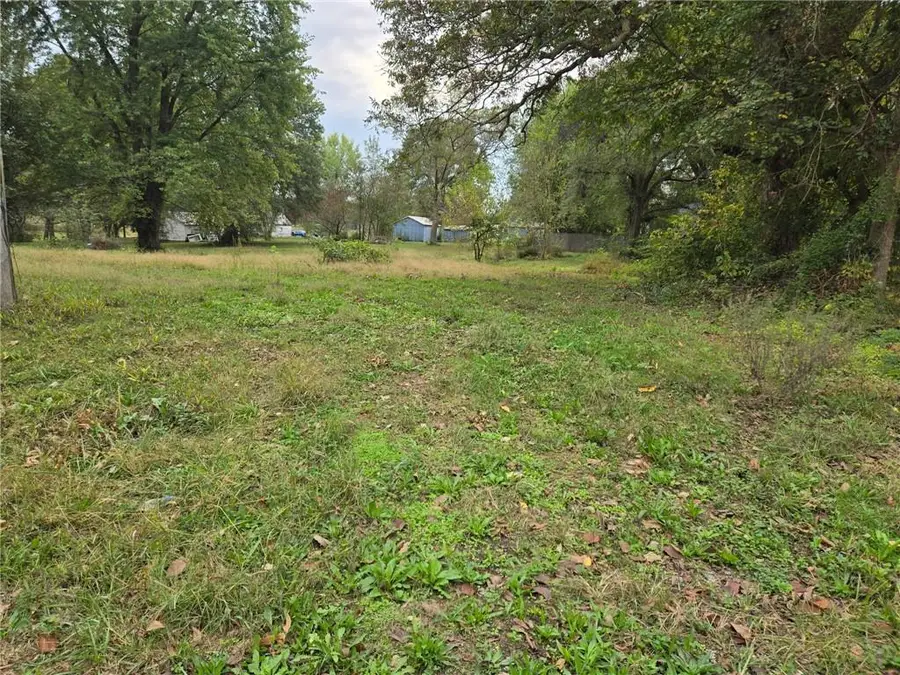 304 E 4th Street, Urich, MO 64788 - Image #2