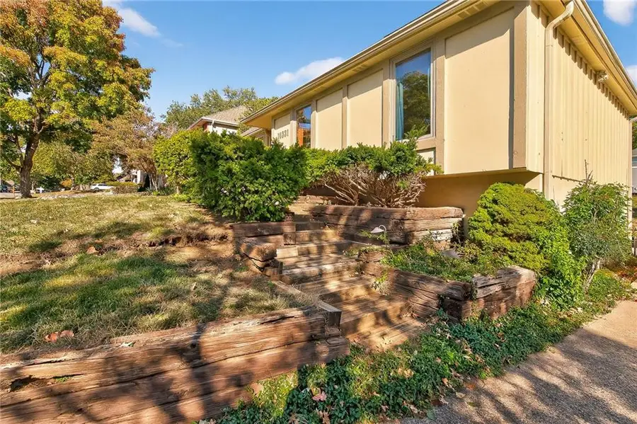 10331 Westgate Street, Overland Park, KS 66215 - Image #3