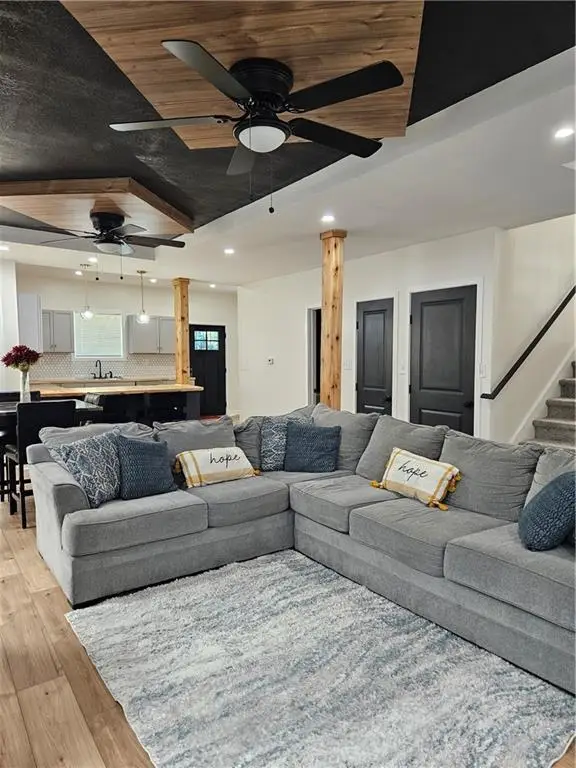 3040 Agnes Avenue, Kansas City, MO 64128 - Image #2