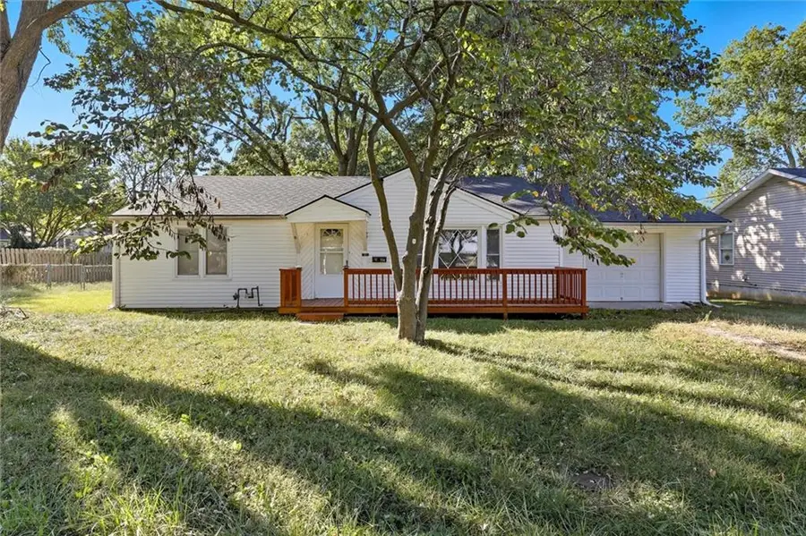 704 SW Clinton Street, Oak Grove, MO 64075 - Image #2