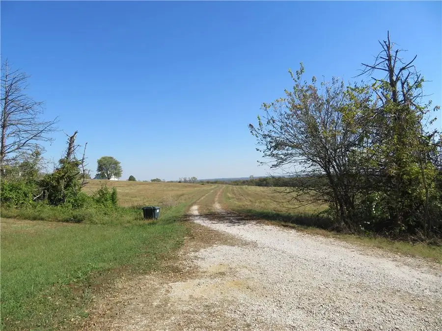 28450 K 68 Highway, Paola, KS 66071 - Image #3