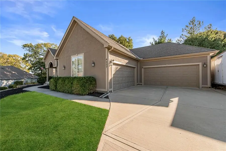 4227 N 125th Circle, Kansas City, KS 66109 - Image #2