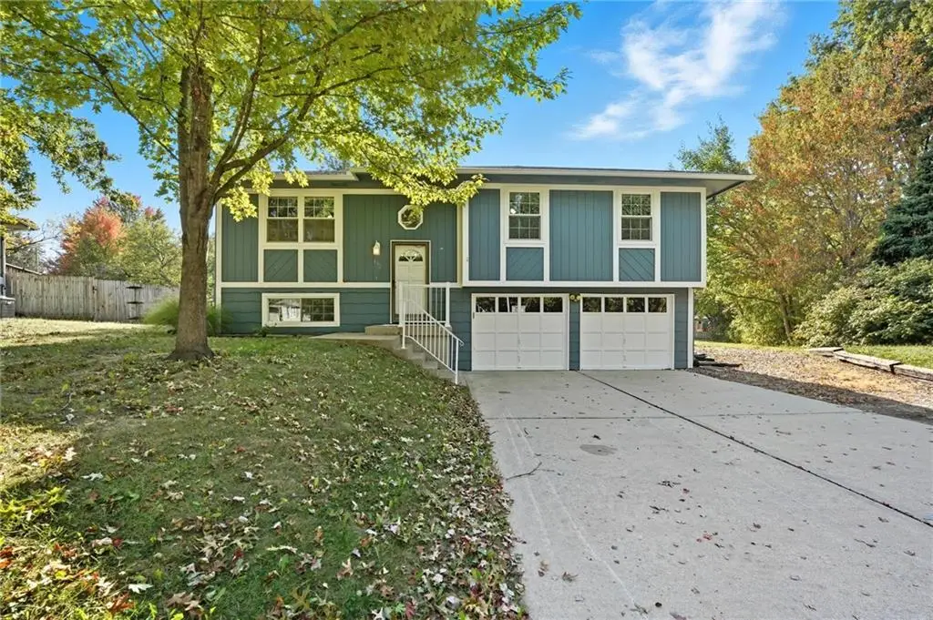 332 SE Jackson Court, Lees Summit, MO 64063 - Image #1