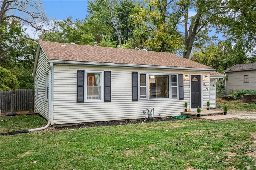 16208 E Sea Avenue, Independence, MO 64050 - Image #2