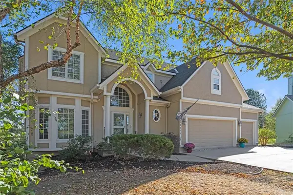 22611 W 46th Terrace, Shawnee, KS 66226