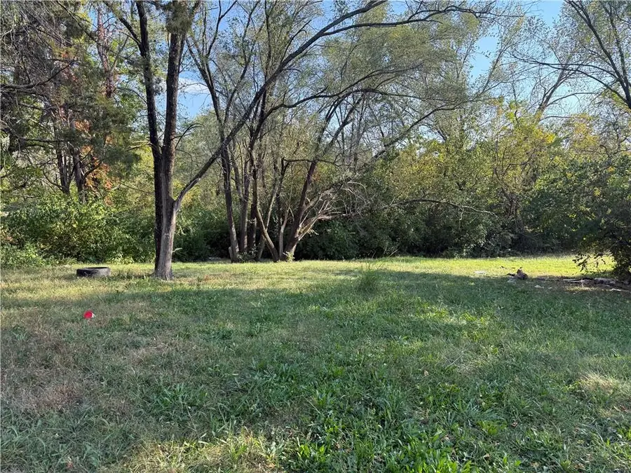 11201 E 6th Street, Independence, MO 64054 - Image #2