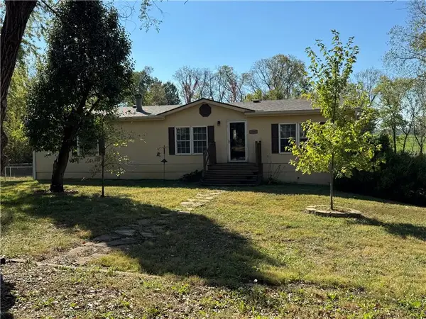 31901 E Sun Down Valley Road, Buckner, MO 64016