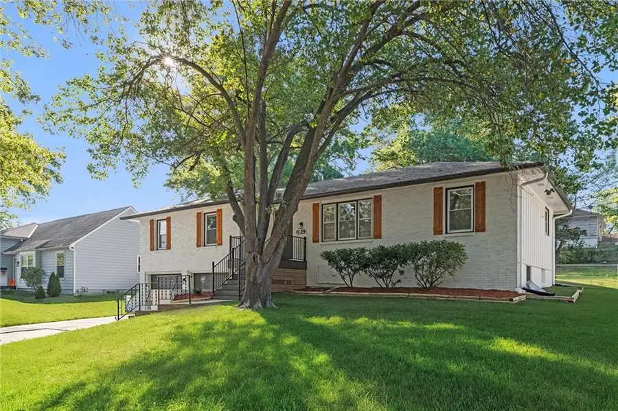 619 E 109th Terrace, Kansas City, MO 64131 - Image #3