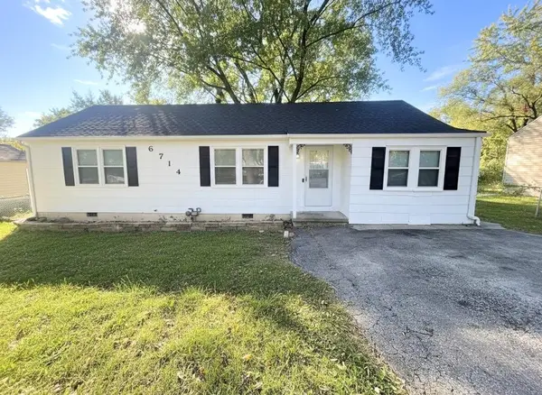 6714 Richmond Avenue, Kansas City, MO 64133