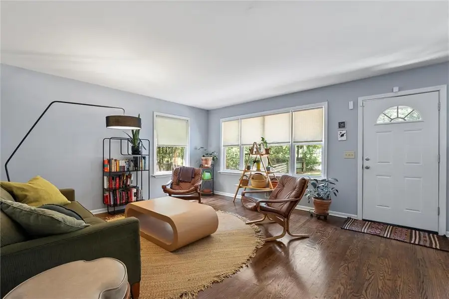 7617 Holmes Road, Kansas City, MO 64131 - Image #2