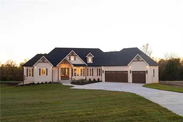 16587 Olive Street, Basehor, KS 66007