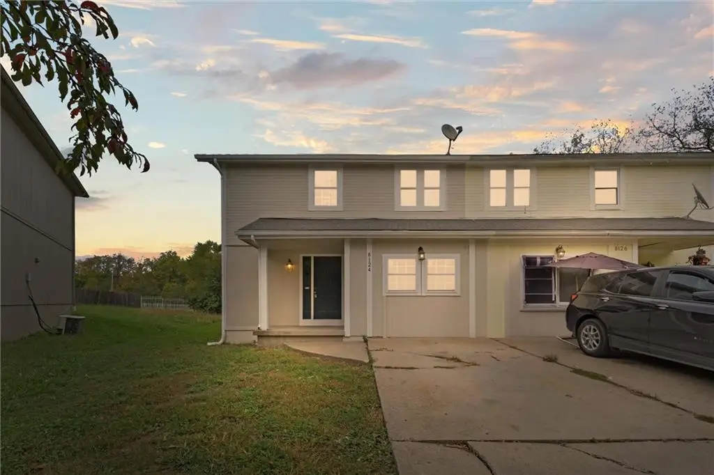 8124 E 100th Ter Court, Kansas City, MO 64134 - Image #1