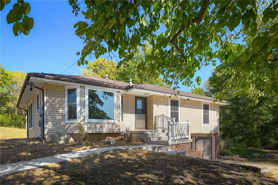 12410 Cherry Street, Kansas City, MO 64145 - Image #2