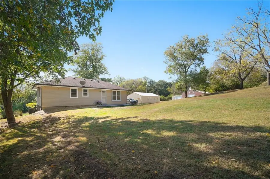 12410 Cherry Street, Kansas City, MO 64145 - Image #3