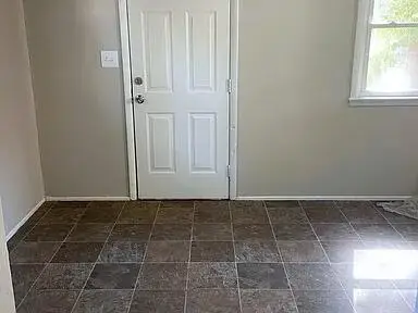 709 Rhodes Street, Grandview, MO 64030 - Image #2