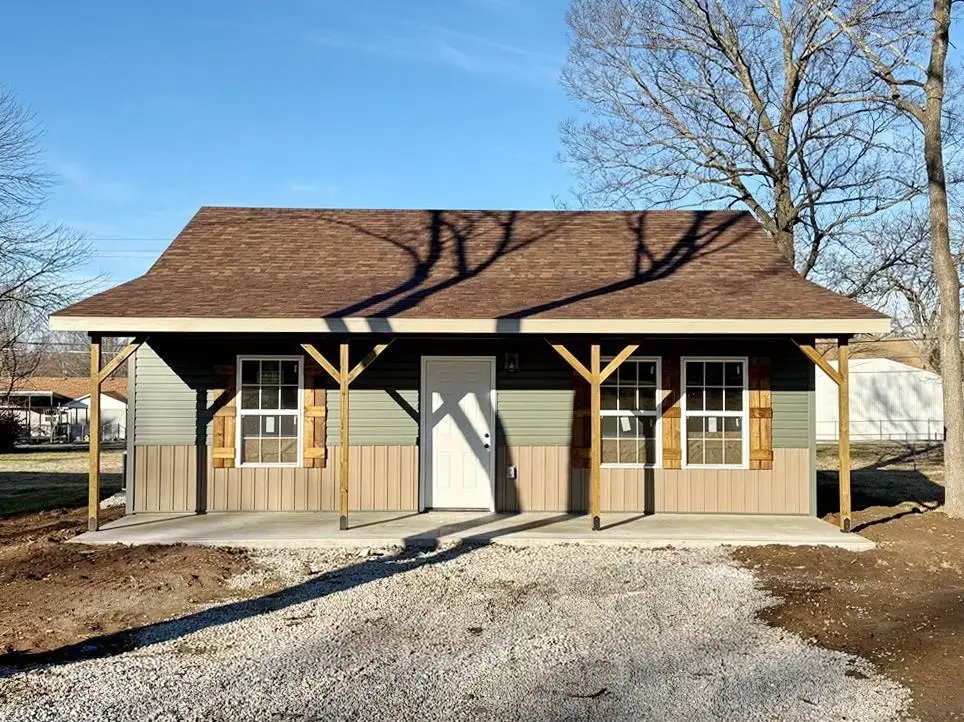 904 S Kirkpatrick Street, El Dorado Springs, MO 64744 - #1