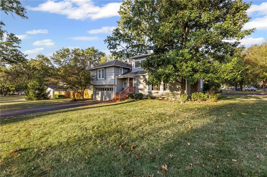 7000 Roe Avenue, Prairie Village, KS 66208 - Image #3