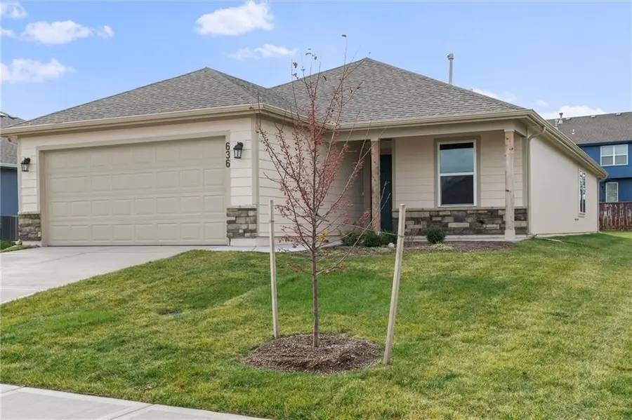 2288 Woodfield Drive, Tonganoxie, KS 66086 - Image #2