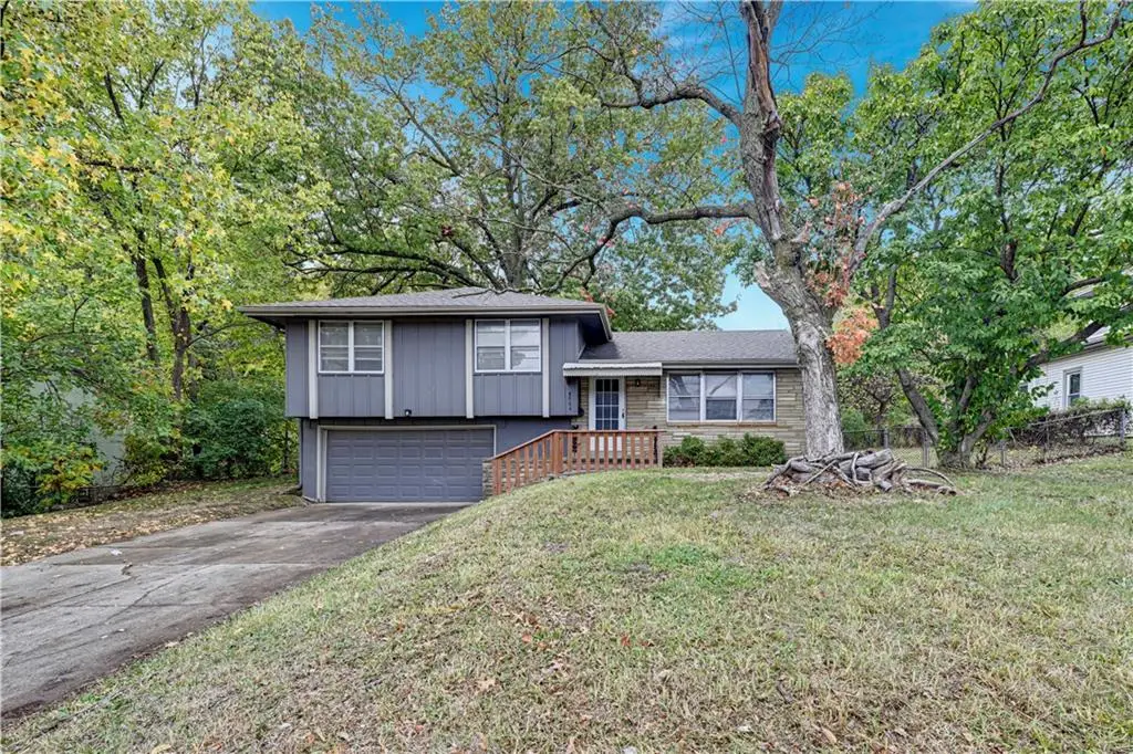 8944 Holmes Road, Kansas City, MO 64131 - Image #1