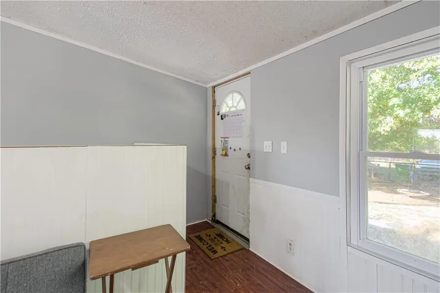 25109 Pleasant Valley Road, Wellsville, KS 66092 - Image #3