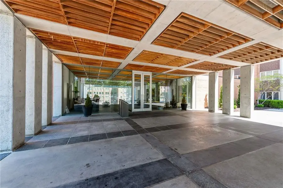 221 W 48th Street #905, Kansas City, MO 64112 - Image #3