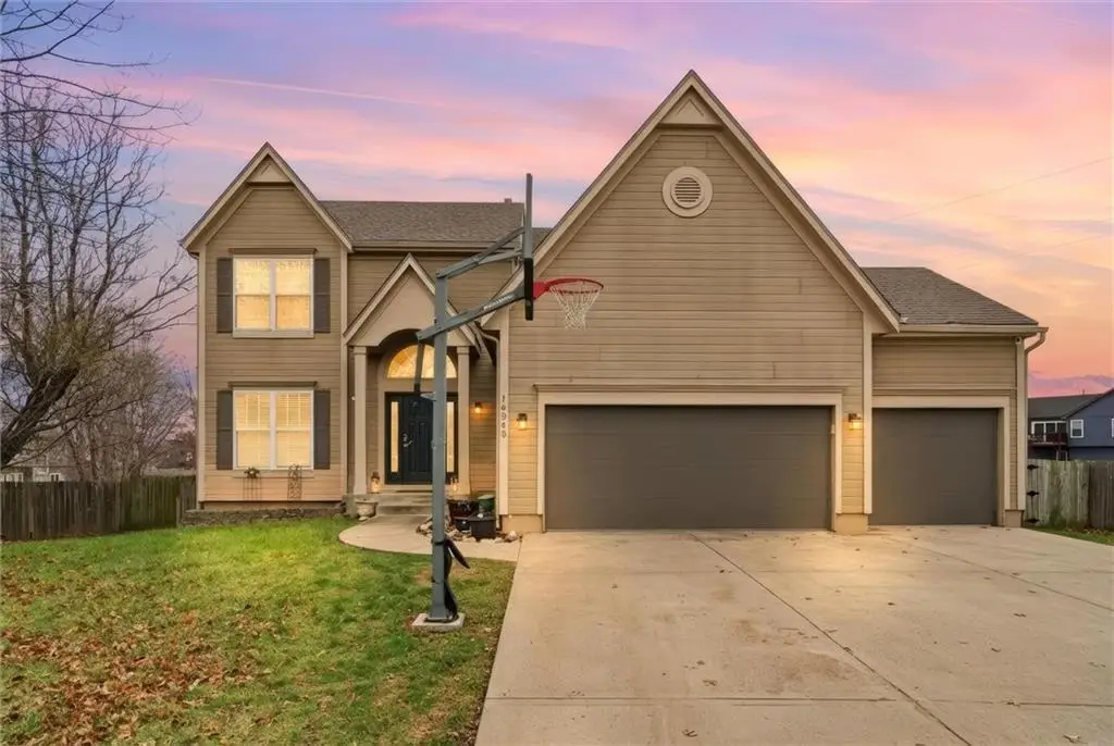 16345 S Warwick Street, Olathe, KS 66062 - Image #1