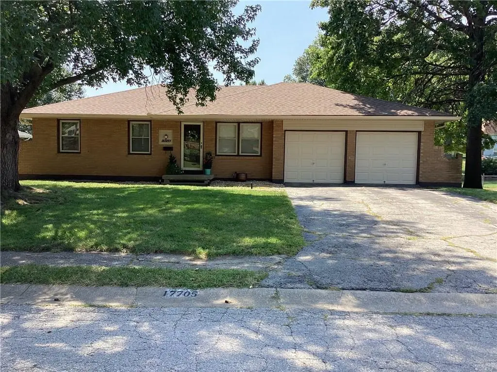 17705 E Redwood Drive, Independence, MO 64056 - Image #1