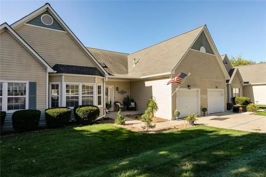 4304 S Milton Drive, Independence, MO 64055 - Image #2