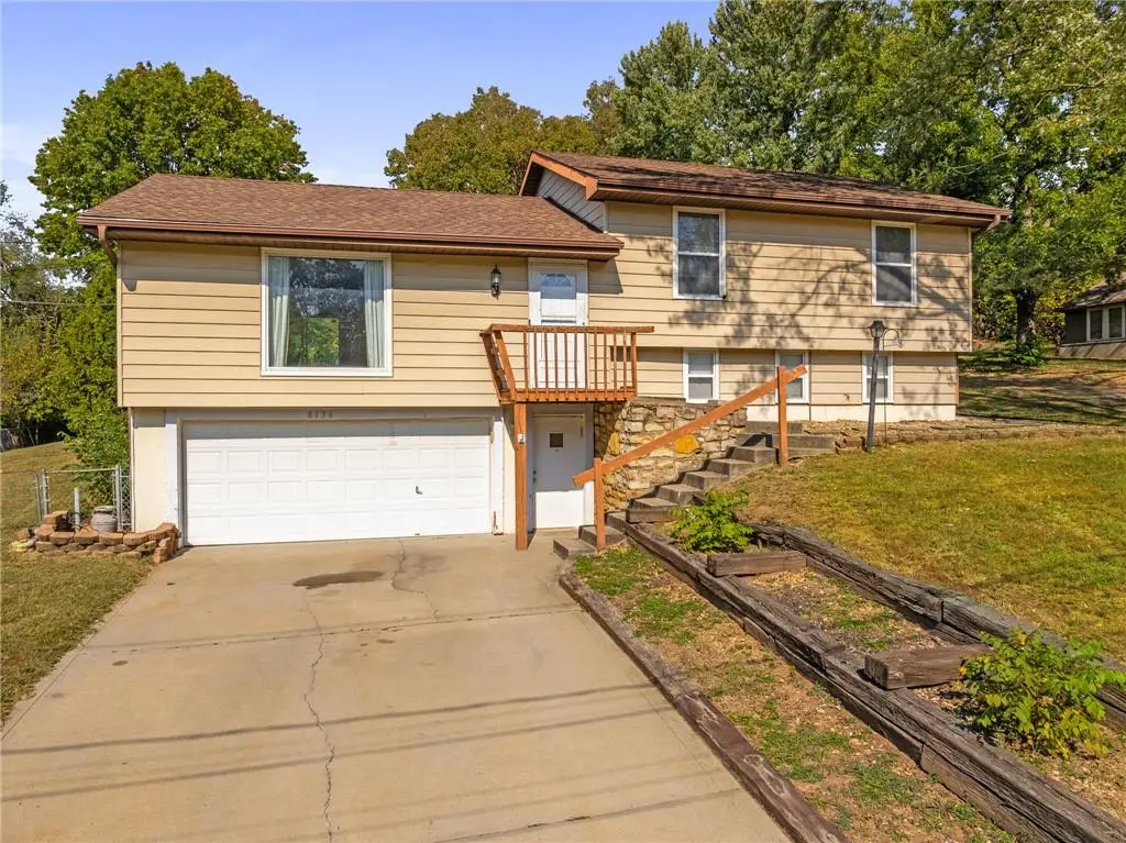 8136 Berger Avenue, Kansas City, KS 66111 - Image #1