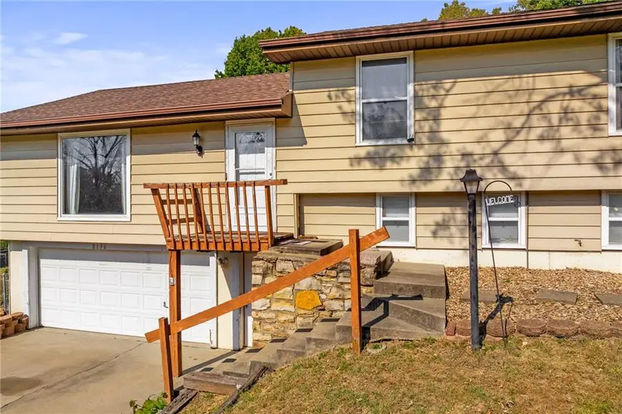 8136 Berger Avenue, Kansas City, KS 66111 - Image #3